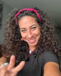 Jeanette Rivera's Instagram, Twitter & Facebook