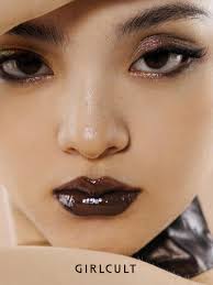 Girlcult Gold Digger Belle Series Fantasy Shimmer Mirror Lip Glaze T39