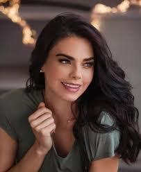 Él es un cantante mexicano conocido como said el caballero urbano, su debut fue durante el 2016. Livia Brito Por Que Termino Con Danny Frank Una Historia De Supuestas Infidelidades Salvador Zerboni Jose Ron Celebs Nnda Nnlt Fama Mag