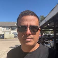 New Zealand haka group Whāngārā Mai Tawhiti performed in the shadow of the  Eiffel Tower in celebration of the #ParisParalympics. 😤