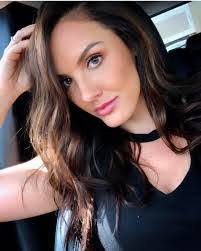 Karlie Frazier's Instagram, Twitter & Facebook