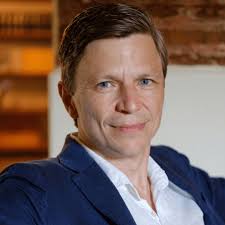 Jason Wild's Instagram, Twitter & Facebook