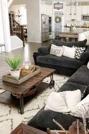 We propose to take a virtual walk through the most beautiful festive rooms change the color accents of the living room to the traditional new year. Living Room Ideas Earthy Jihanshanum