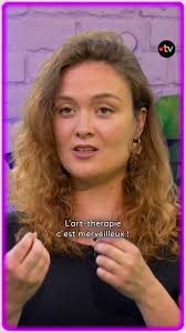 Frach oder frech ? Denis Beck aime la liberté, la confiance et la force  qu'offre le théâtre. Il y joue depuis 30 ans 🎭💪 Er redd ùns a von sim  Dorf von