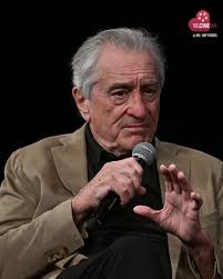 Tra spettacolo e arte, grandi produzioni e sguardi d'autore, la seconda  giornata del Festival di Cannes ha offerto tanti spunti interessanti 💫  Dalla conversazione con Robert De Niro a un Quentin Tarantino