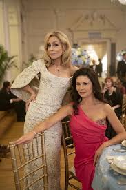 Hitta perfekta catherine zeta jones bilder och redaktionellt nyhetsbildmaterial hos getty images. Bild Zu Catherine Zeta Jones Queen America Bild Catherine Zeta Jones Judith Light Filmstarts De