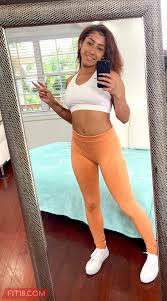 Fit18 Kira Perez Spreading Yoga Pants Public yes porn pics xxx