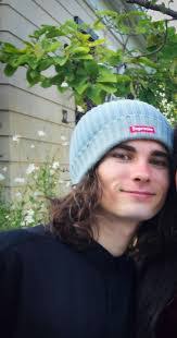 Lisa Perricone's Instagram, Twitter & Facebook