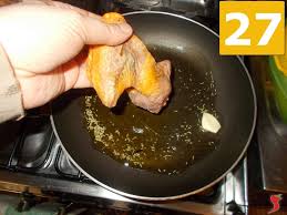 Il tortino di patate in padella è un piatto sfizioso con un irresistibile cuore filante di fontina. Faraona A Pezzi Ricette Anatra Faraona Ricetta Faraona