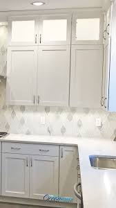 White Teardrop Backsplash Tile In 2020 Kitchen Backsplash Designs Backsplash For White Cabinets Backsplash Designs