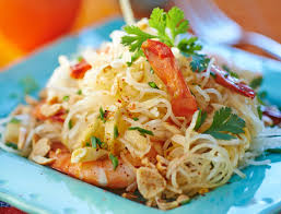 Recette Pad Thai Aux Crevettes Recipe Asian Recipes Pad Thai Food