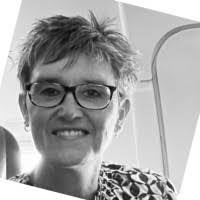 Rosemary Foster's Instagram, Twitter & Facebook