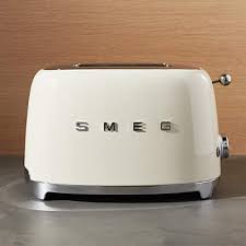Knoji is a social discussion platform that's 100% free to use. Smeg Cream 2 Slice Retro Toaster Reviews Crate And Barrel