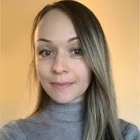 Diana Eakins's Instagram, Twitter & Facebook