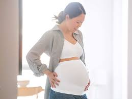 Entwicklungsschritte des babys, ernährung & gesundheit für mütter, wichtige termine und wie kann der vater helfen? 33 Ssw Die 33 Schwangerschaftswoche Im Uberblick Medela
