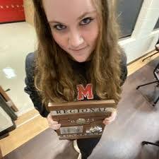 Shelby Ogle's Instagram, Twitter & Facebook