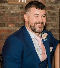 Ryan Kenney's Instagram, Twitter & Facebook