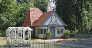 Das Prinzessinnenhaus Im Park Wolfsgarten Bild Schloss Wolfsgarten In Langen Prinzessin Haus Haus Schloss