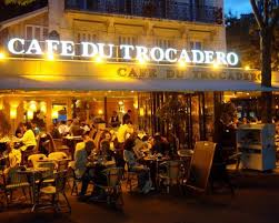 Fur Woody Allen Oder Einfach Nur Paris Fans Die Midnight In Paris Gesehen Haben Eine Tour Durch Die Cafes Des Fil Paris Cafe Trocadero Paris Paris Vacation