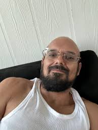 Haha 🤣 Ryder wasn't feeling a picture, he gets shy and a bit anxious