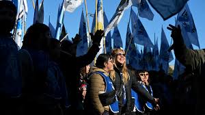 Operativo de Seguridad en Marcha por Cristina: Críticas y Controversias - Imagen ilustrativa del artículo