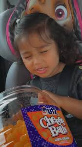 I don’t own rights to this song but @Zach Top, I think my two year is  giving you a run for your money😂 #whohurtyou #fyp #foryourpage