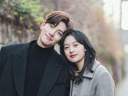 7 drama korea 2021 rating tertinggi, dua terbesar tidak populer di. 10 Drama Korea Tayang Januari 2021 True Beauty Hingga Live On