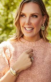 Kendra Scott to Hold 'Holley Day' Event at Short Hills Store