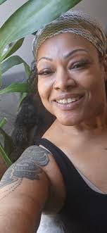 Karen Vanhorn's Instagram, Twitter & Facebook