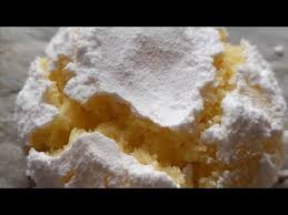 غريبة بالسميد و الكوك معلكة وكتذوب في الفم Ghriba Au Noix De Coco Et Semoule Youtube Food Condiments