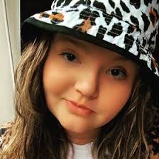 Amber Pulliam (amberp3182)