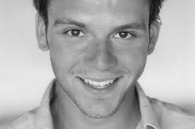 Paul Cattermole, membro do grupo britânico S Club 7, morre aos 46 anos