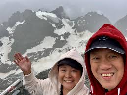 Alex and Cheryl Aquino