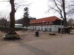 He was the son of swaroop rani and motilal nehru, a wealthy lawyer and a prominent leader of the indian independence. Unesco Projektschule Jawaharlal Nehru Schule Deutsche Unesco Kommission