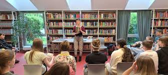 Lesefüchse“ des Jahrgangs 6 gewinnen Lesung mit Antje Wagner