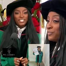 Congratulations!🎓⭐️🎓⭐️🎓 #SimoneBiles delivered the commencement speech  and was awarded an honorary Doctor of Humane Letters degree at Washington  University in St. Louis's graduation ceremony. •••••••••••••••••••••••• She  addressed the Class of ...