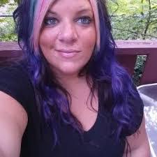 Mandy Mayfield's Instagram, Twitter & Facebook