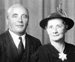 Bernhard Dyck's Instagram, Twitter & Facebook