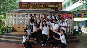 Sekolah menengah kebangsaan agama maahad hamidiah atau nama ringkasnya smka maahad hamidiah, merupakan sebuah sekolah menengah kebangsaan agama di sungai ramal, kajang, selangor. Iet Uniten Sheds Light On Solar Energy To Secondary School Students In Smka Maahad Hamidah Src Uniten