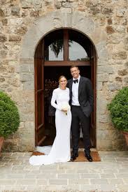 She attended the wedding with husband alexis ohanian. Caroline Wozniacki On Twitter We Had A Small Religious Ceremony With Our Families To Start The Weekend Off In The Chapel At Castiglion Del Bosco Wearing My Stellamccartney Dress Paulwhitephoto Makeup
