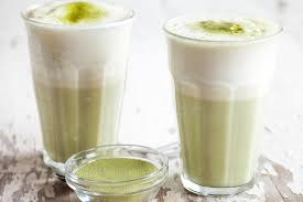 My recipe and tips on making the best green drink. Green Tea Latte Matcha Latte Ohmydish Com