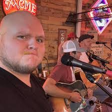 Linda Hise's Instagram, Twitter & Facebook