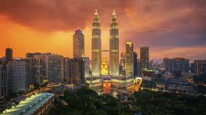 Compare kuala lumpur apartments on price, reviews, ratings, room pictures & videos. Kuala Lumpur Stadt Nacht Wolkenkratzer Lichter Himmel Wolken Malaysia 1920x1200 Hd Hintergrundbilder Hd Bild