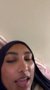 Eliza Sleshinger New Special