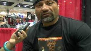 Kimo Leopoldo fights Kimbo Slice and Michael Myers!?