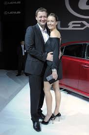 Ciążę byłej żony zdecydował się skomentować nawet były mąż celebrytki! Malgorzata Rozenek Obchodzi 39 Urodziny Czyzby Pokazala Dowod Przypominamy Jej Stare Zdjecia