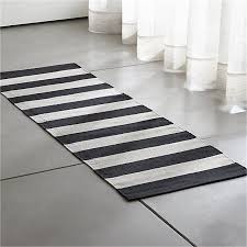 Black And White Striped Runner Rug Olinblack2x6rugrunnershf15 Rugs Rug Runner Hallway Rug Runner