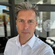 Zachary Gower's Instagram, Twitter & Facebook