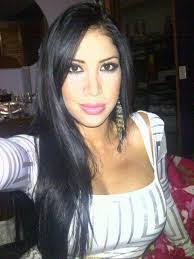 Geraldine Bennett's Instagram, Twitter & Facebook