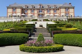 Napa Valley Domaine Carneros Winery I D Love To Visit This Place Napa Valley Wineries Napa Valley Trip Beautiful Places To Visit